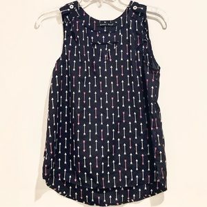 Sweet Rain Size S Navy Sheer Sleeveless V-Neck Printed Top